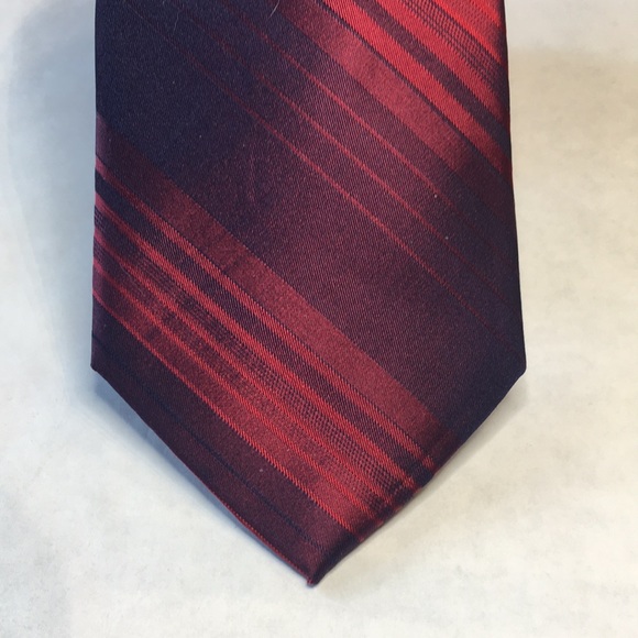 Bellissimo red with deep purple diagonal striped, 100% silk tie. NWT - Picture 4 of 10